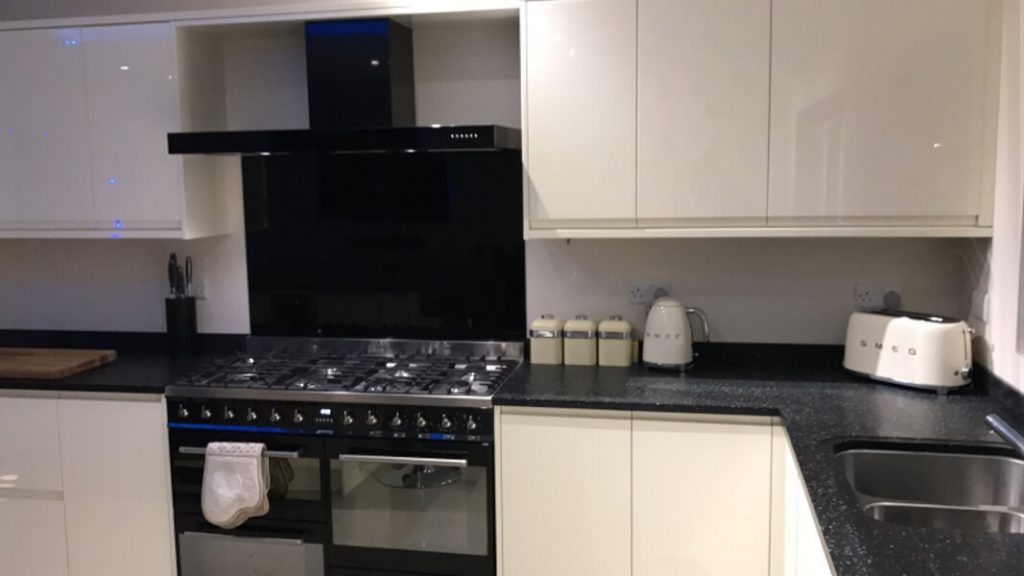 Waddington Kitchen extension