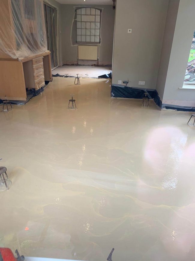 Kitchen floor (2)